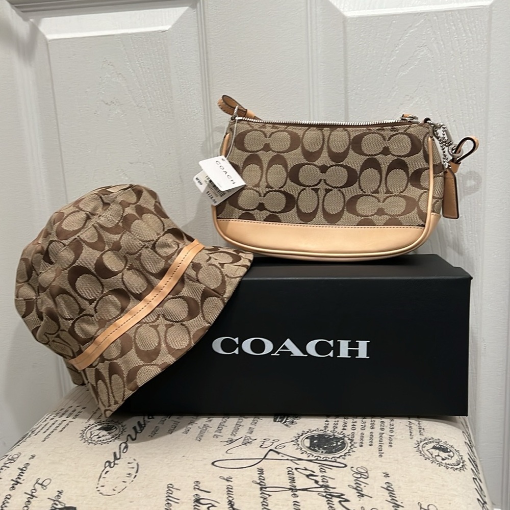COACH Handbag and Bucket Cap bundle. Excellent Pre-Loved Condition. Authentic